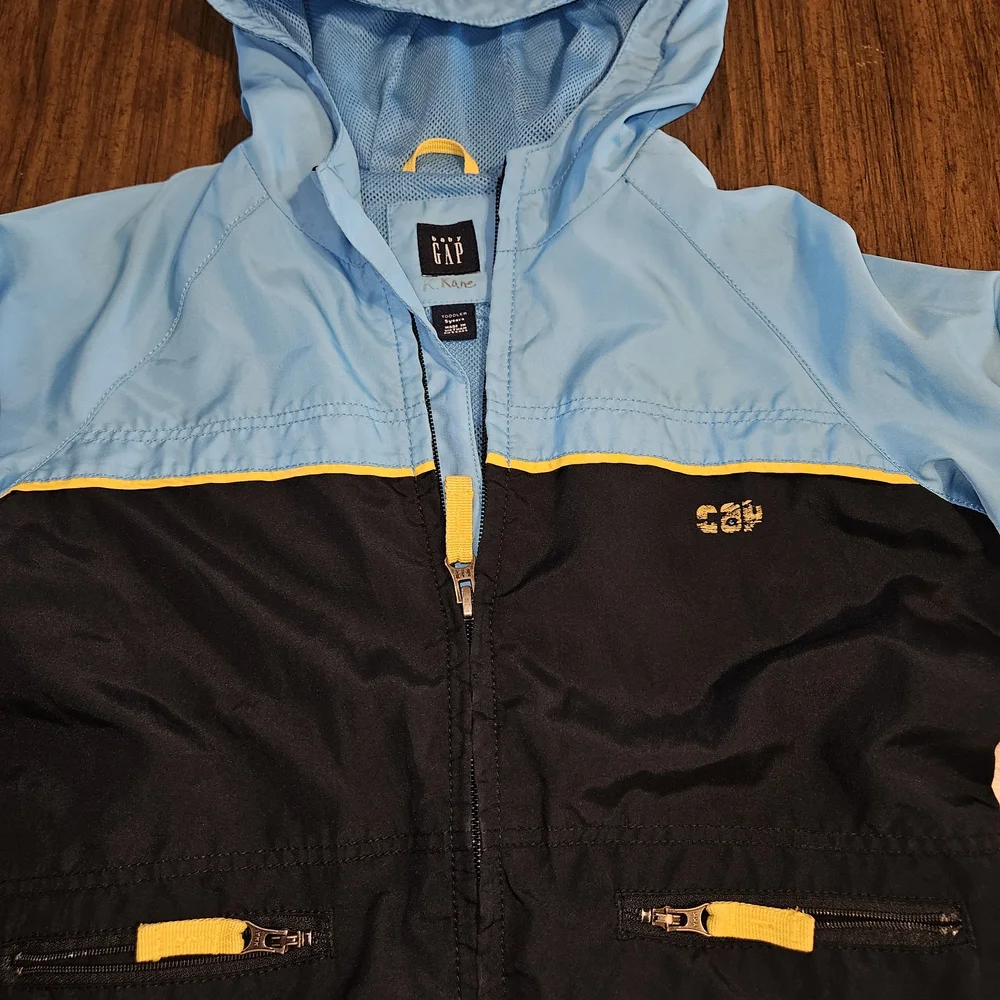GAP Kids Blue and Black Raincoat Size 5